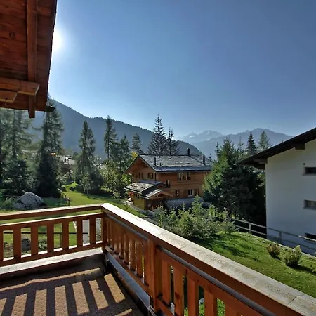 Apartment Reine Des Pres 1er *